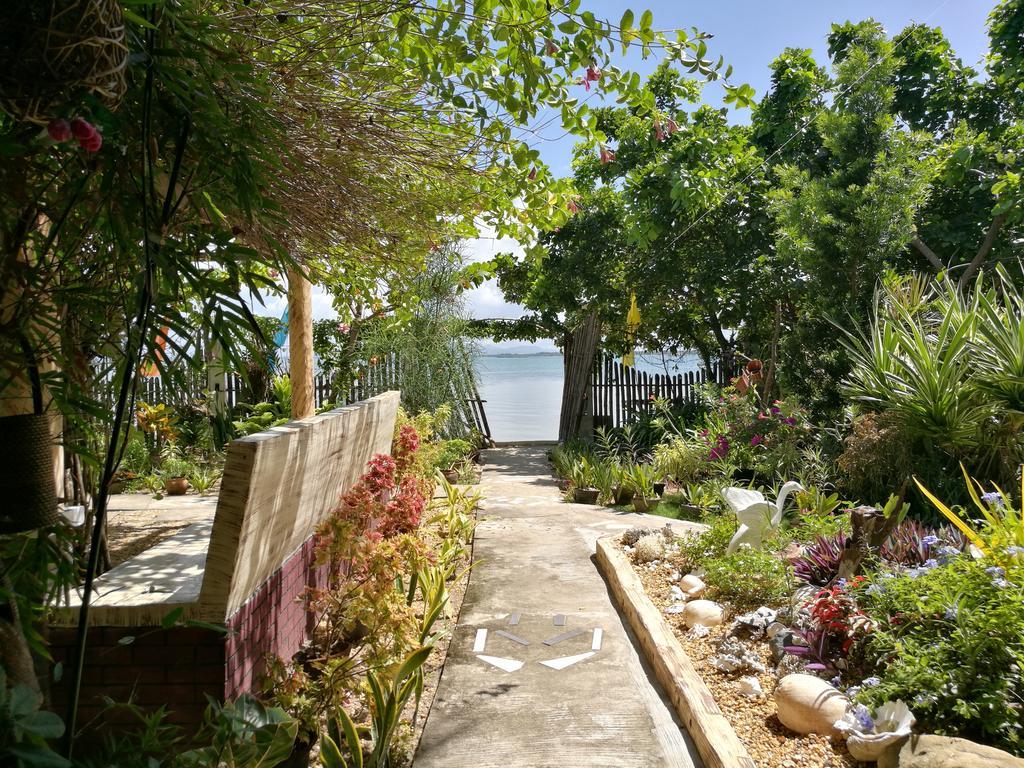 Jao Bay Resort Luaran gambar